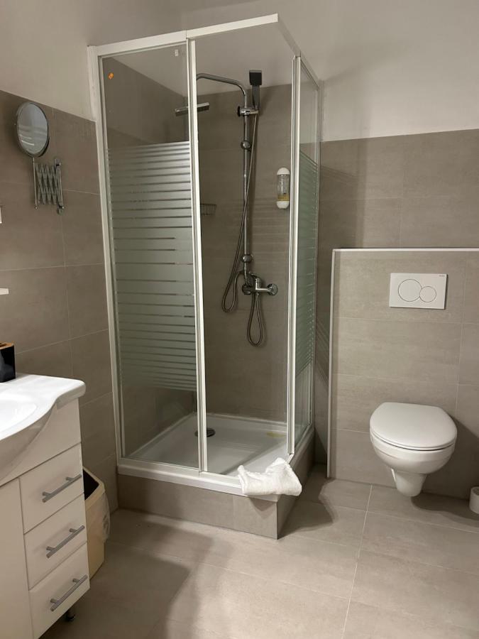 Hotel Hasselberg Kaiserslautern Extérieur photo